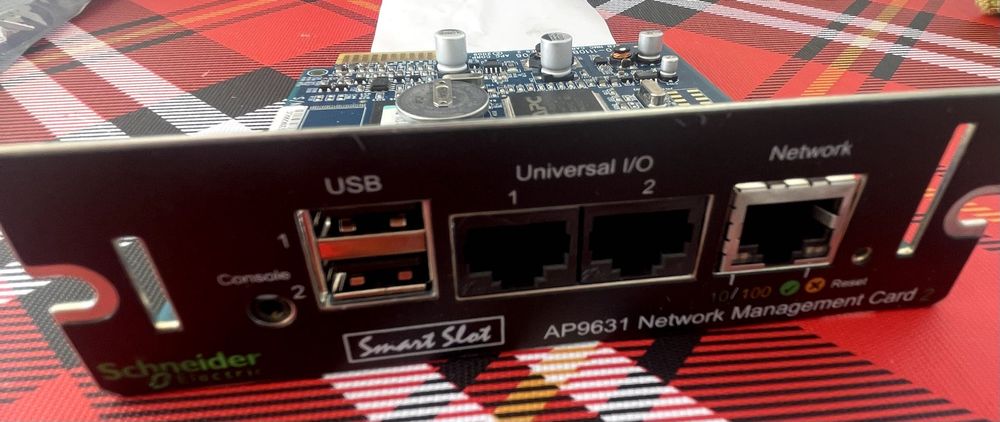 Placa de Gerenciamento de Rede Schneider APC AP9631
