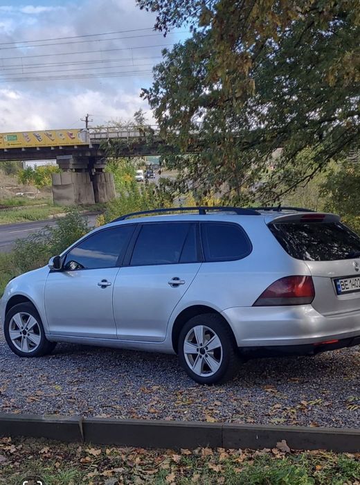 Volkswagen Golf 6 (1.6 дизель )
