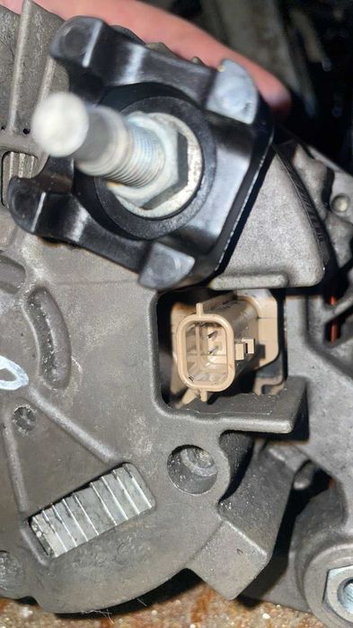 Генератор Рено Меган Кенго Сценик 1.5 1.4 1.6 1.9 2.0 К9К F9Q M9R K7J