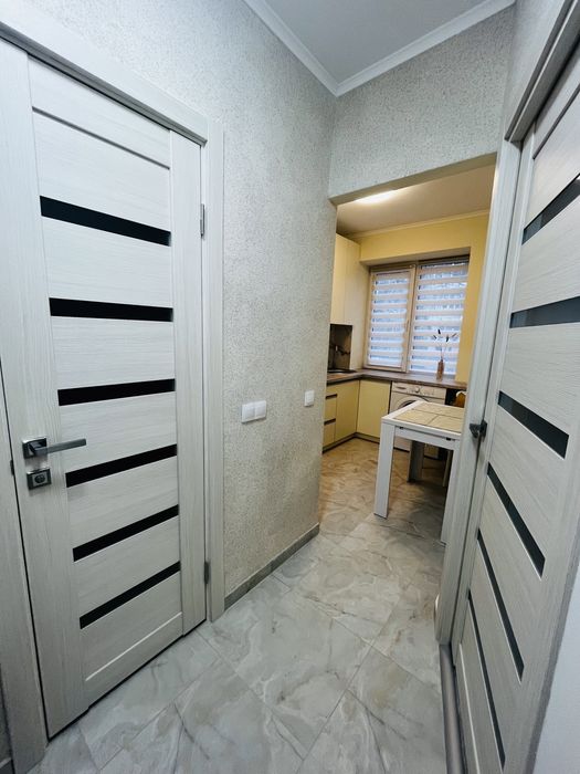 Квартира біля лікарні Св.Пантелеймона, Мазепи,Спартак подобово 1 км кв