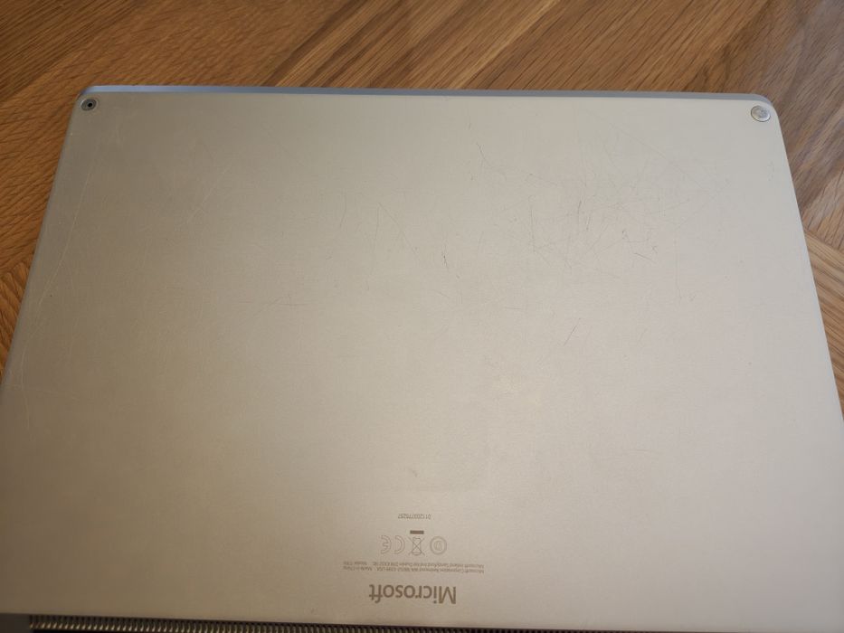Surface Laptop 1769