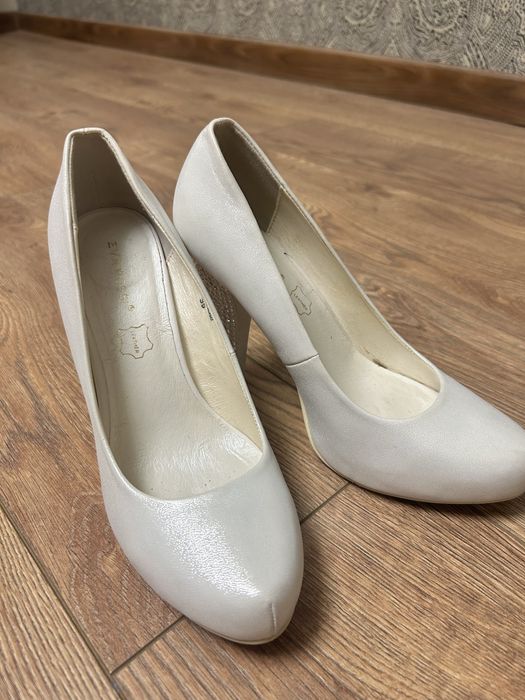 Весільні туфлі Eva Rossi