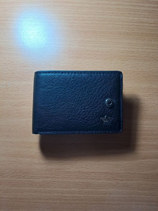 Carteira masculina preta - funcional