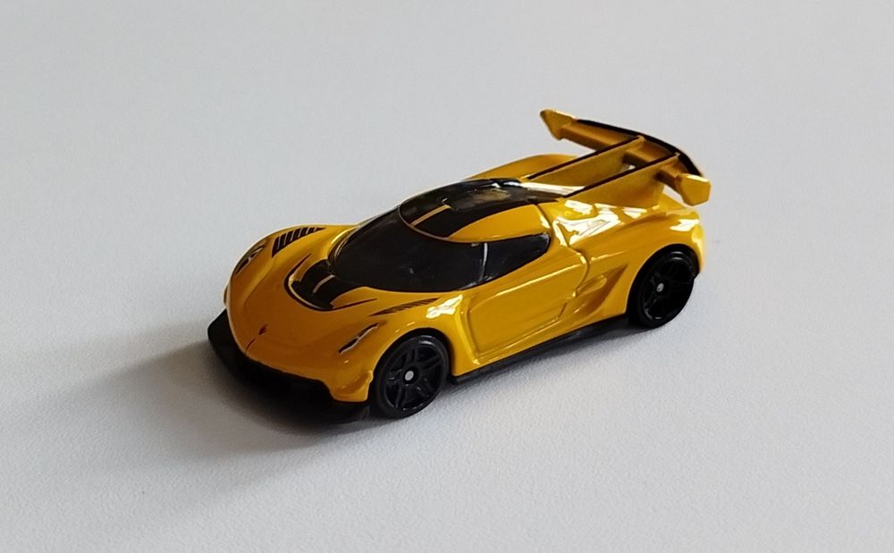 Hot Wheels 2020 Koenigsegg Jesko
