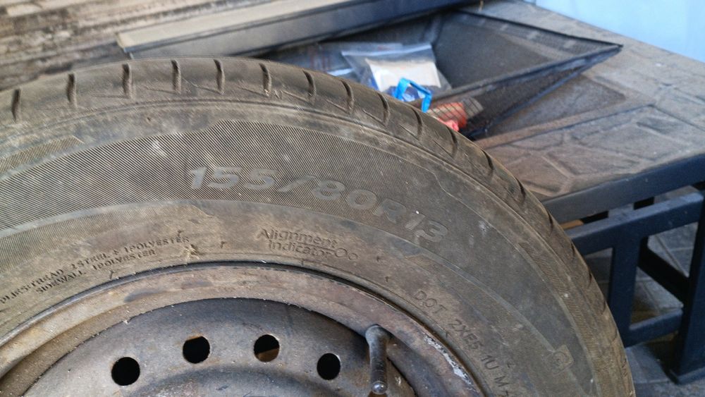 2  pneus Norauto 155-80-13 como novos