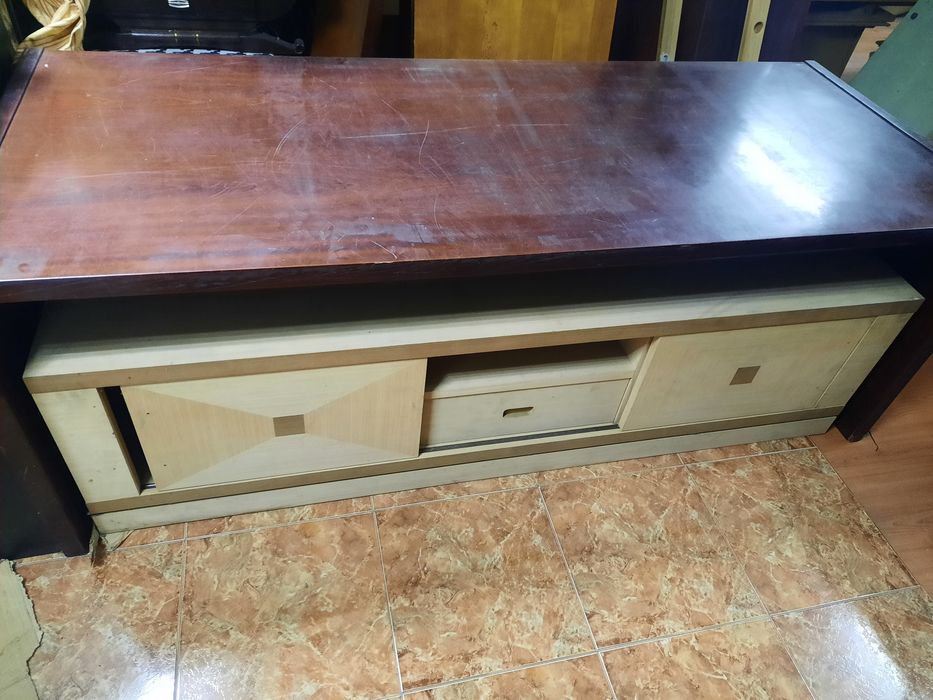 Lote de peles solas moveis entre  outros  artigos