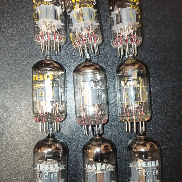 Zestaw lamp elektronowych ECC88 - 9 szt. AUDIO