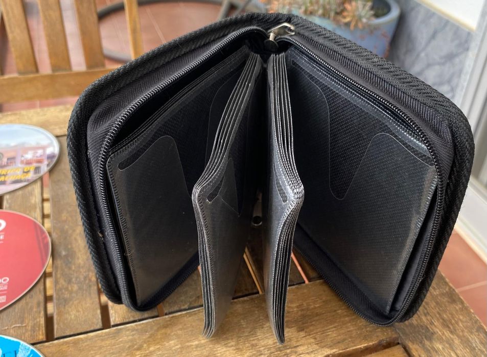 Lote 12 CDs Música Portuguesa (Mariza, Quim Barreiros, Marco Paulo, Fado) + Bolsa