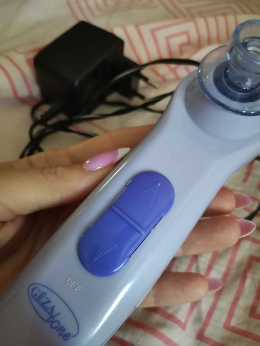 Прибор вакуумный для чистки кожи лица Gezatone Super Clear косметолог