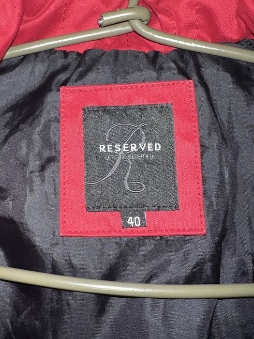 Kurtka przejściowa czerwona z Reserved