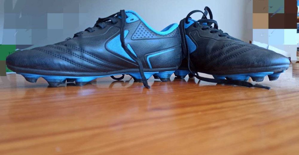 Demix boots (Decathlon) for young football players, EUR 37; 23 cm