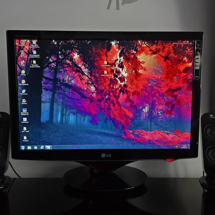 Monitor LG 22" Led slim seria W 86