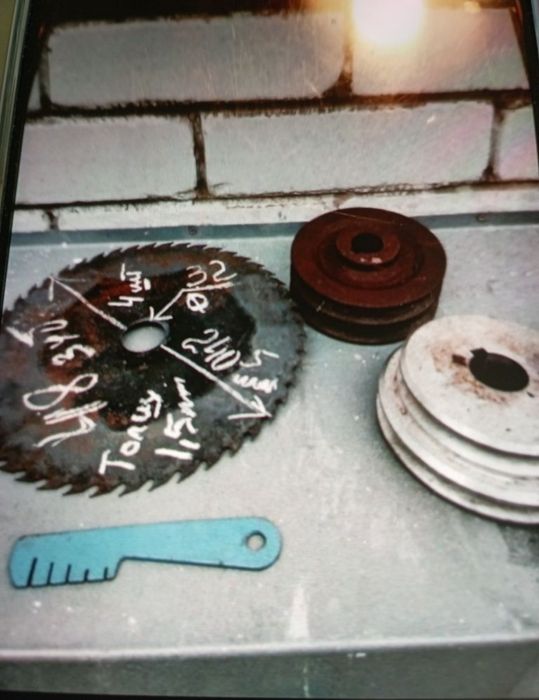 Свой инструмент,бачок для резака.