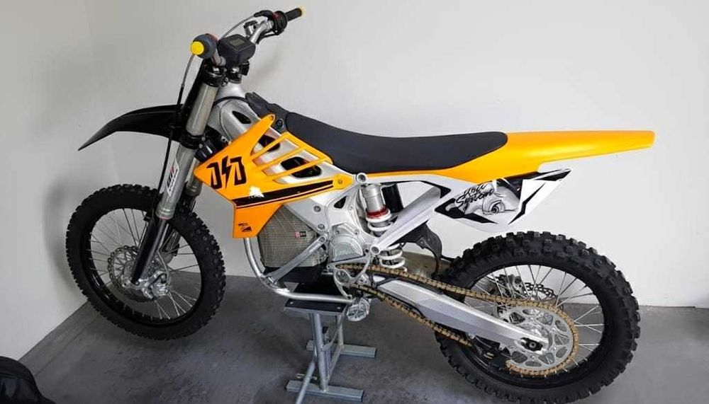 Moto elétrica americana Alta Motors (O mesmo Stark Varg 60HP)