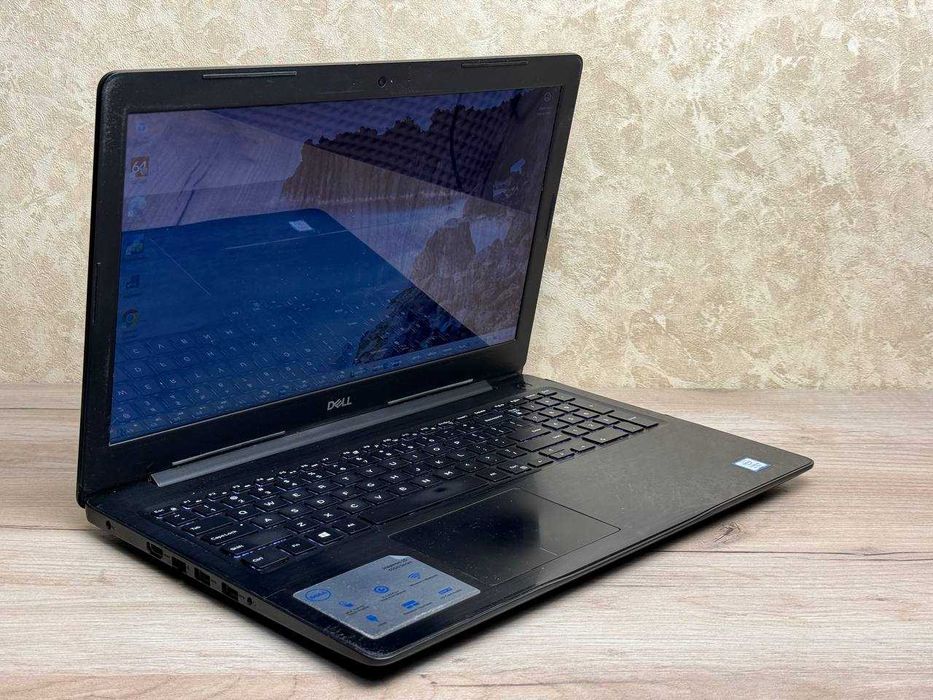 Dell Inspiron 5570 FHD i5-8250u/8GB DDR4/SSD120+500HDD акб 2-3ч