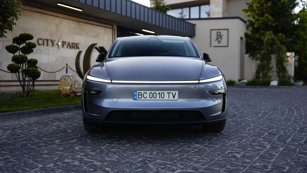 Продається Tesla Model Y Juniper 2025 AWD