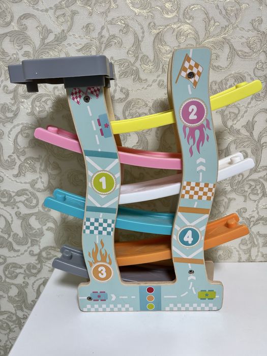 Дитячий трек з машинами