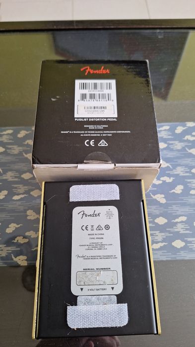 Pedal  Fender Pugilist Distortion. Novo em caixa.