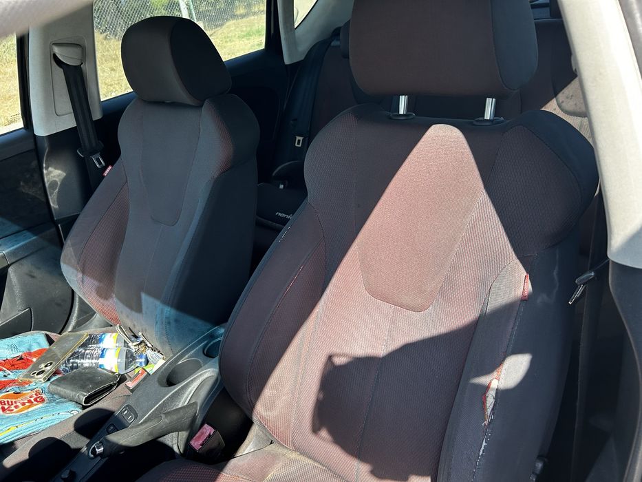 SEAT Leon — fotografia 7