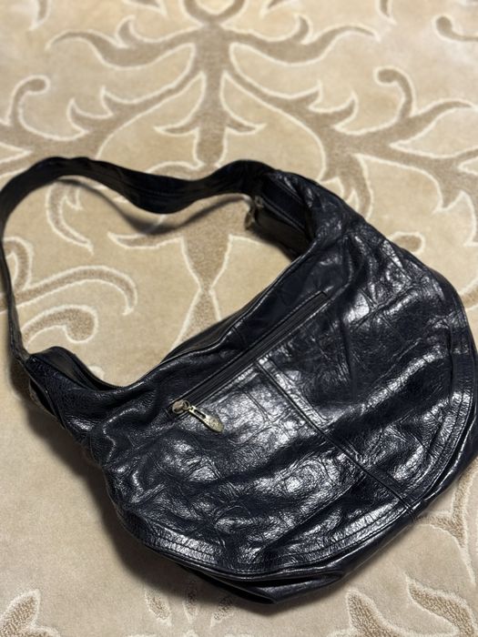 Продам шкіряну сумку в нормальному стані