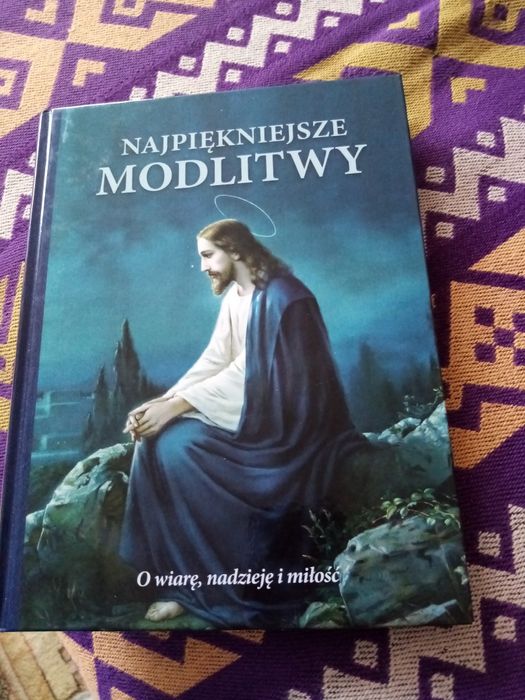 Najpiękniejsze modlitwy dla starszych i młodych. W różnych intencjach