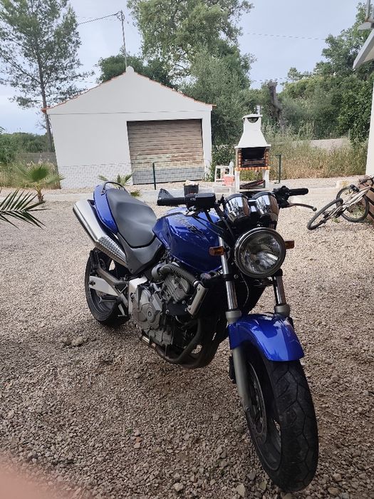 Hornet 600 2001 com apenas 9000km