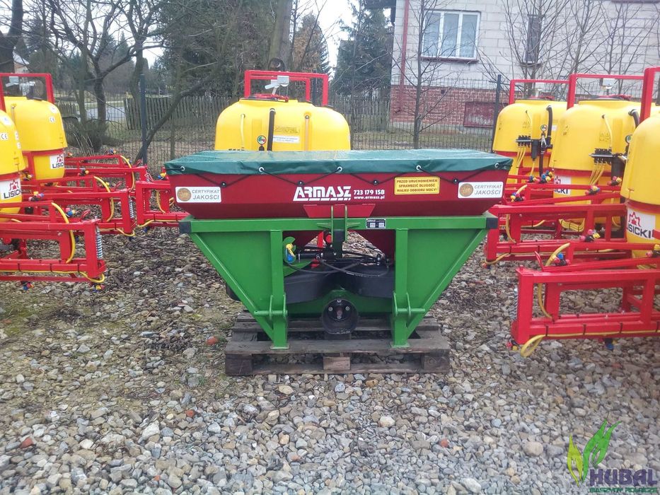 Rozsiewacz do nawozu 600L 800L ARMASZ dostępny od ręki