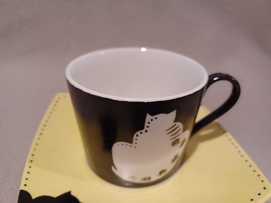 Filiżanka ceramiczna abstrakcja żółta brazowa