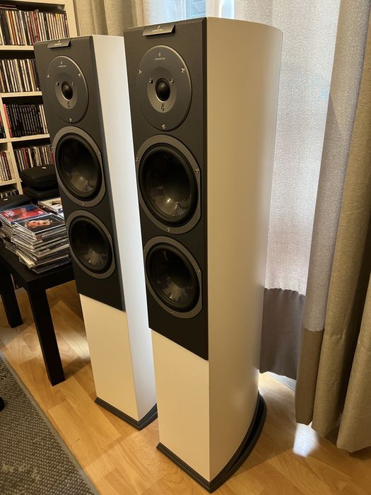 Audiovector R3 Signature