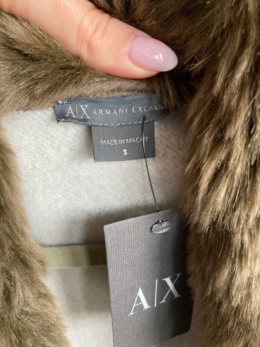 Nowy luksusowy brązowy żakiet bluza Armani Exchange futerko