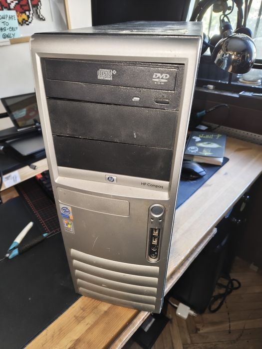 Retro PC HP Pentium 4 / 3GB RAM / DVD / Windows XP COA / karta TV