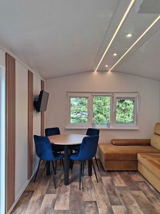 Domek holederski roczny