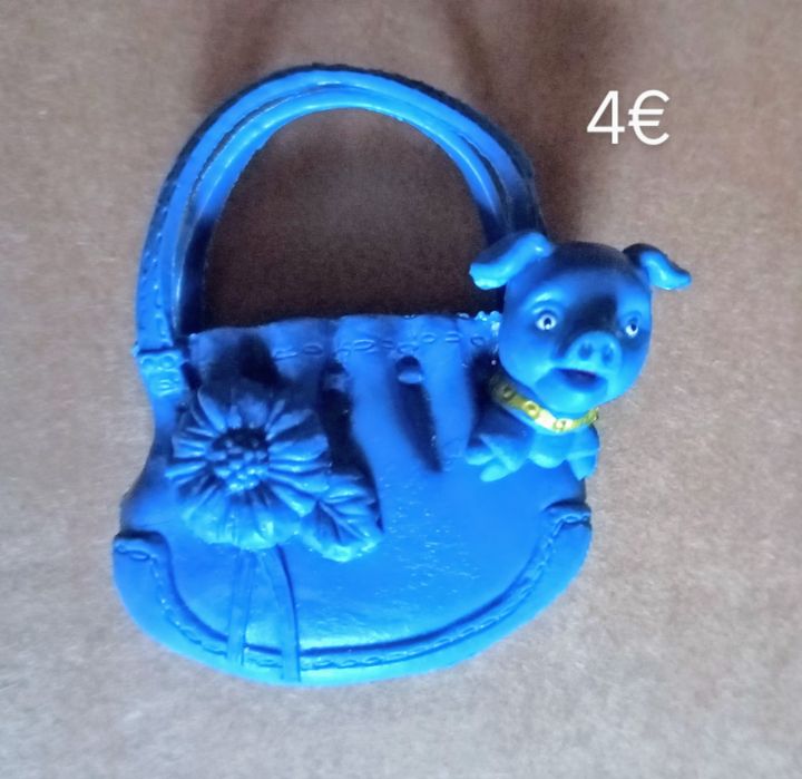 Acessórios Monster High .Tudo 15€.