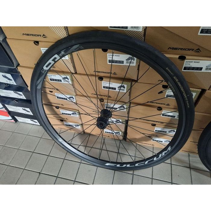 Rodas de estrada de disco semi novas