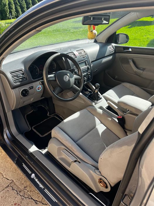 Volkswagen Golf 5 2.0tdi