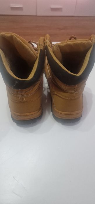 Buty zimowe męskie r. 40