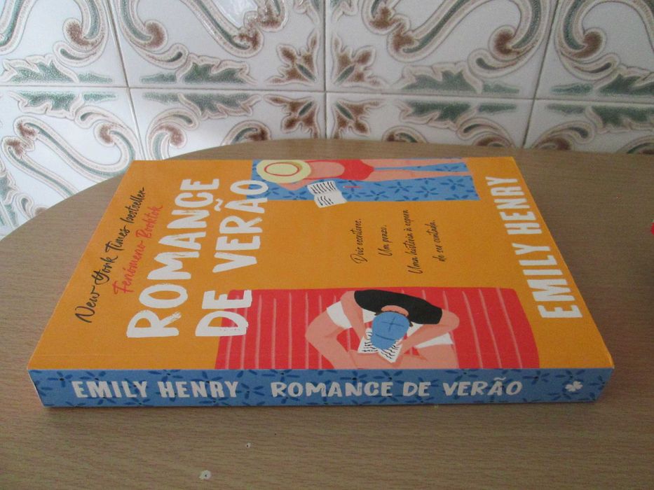 Romance de Verão de Emily Henry