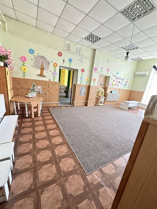 Продається будівля у центрі міста