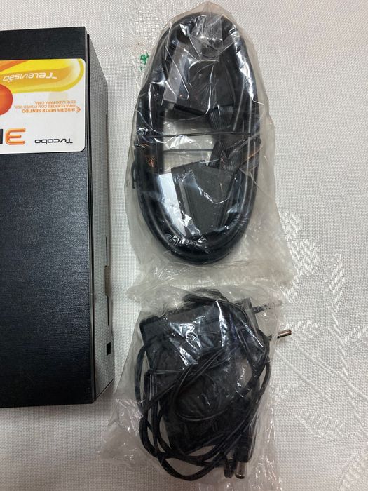 Box Hub HD+DVR Model DCR 8151/2464284358724225124