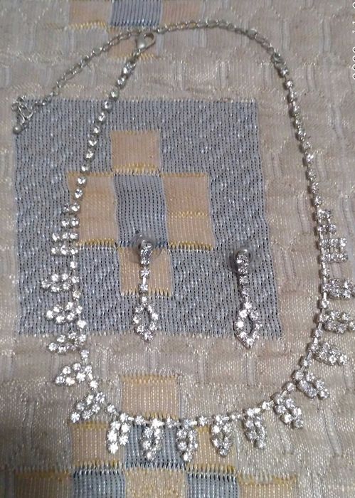 Свадебный набор - колье и серьги