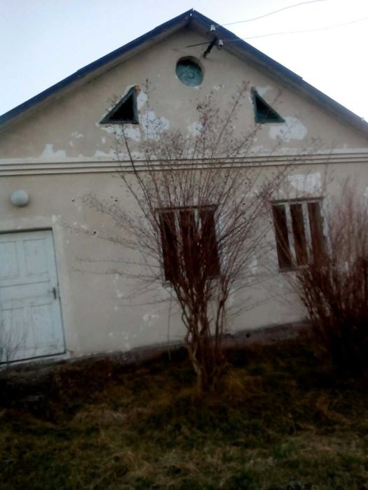 Нежитлова будівля, площею 188,7 кв.м у Івано-Франківській обл.