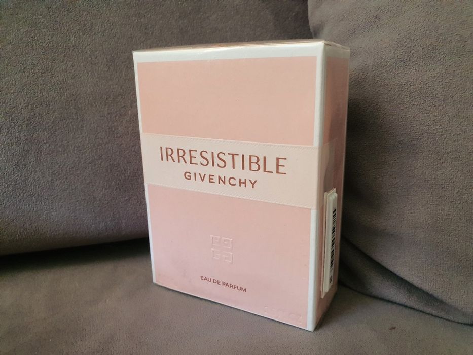 Perfum Givenchy irresistible