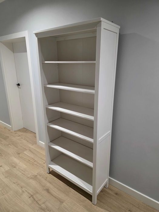 Regał Hemnes Ikea biały