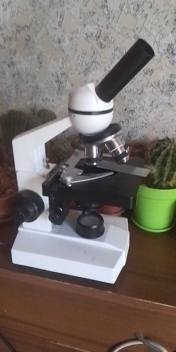 Мікроскоп Micromed xs- 2610 led