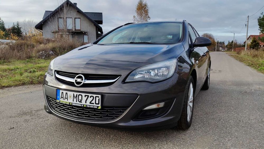 Opel Astra J 1.4 Turbo 140 KM benzyna ! Z Niemiec !