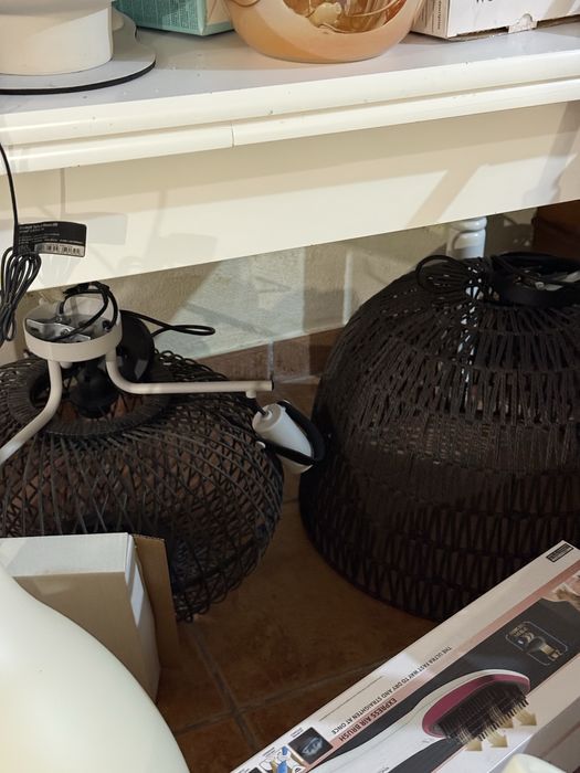 Vários móveis e decoração