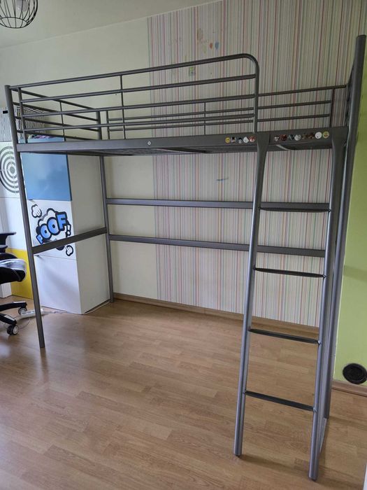 Łóżko na antresoli Ikea Svarta