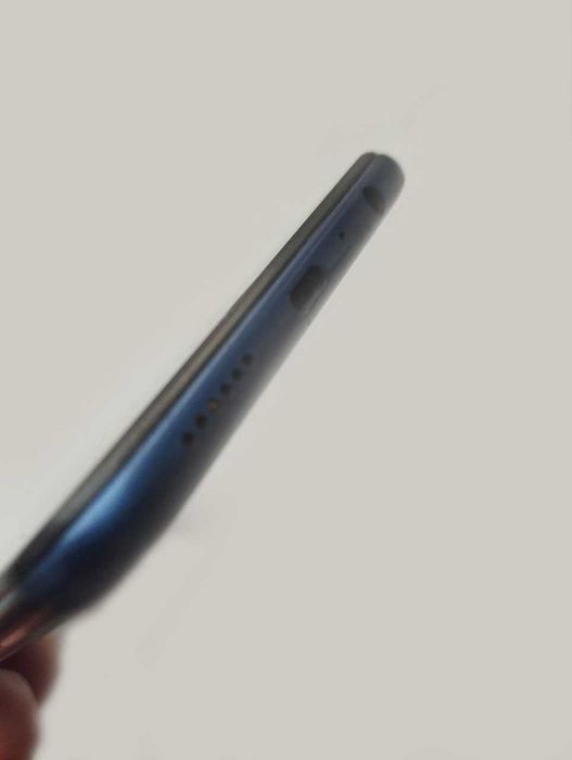 Samsung Galaxy A10s 32GB  битий екран, небесний колір