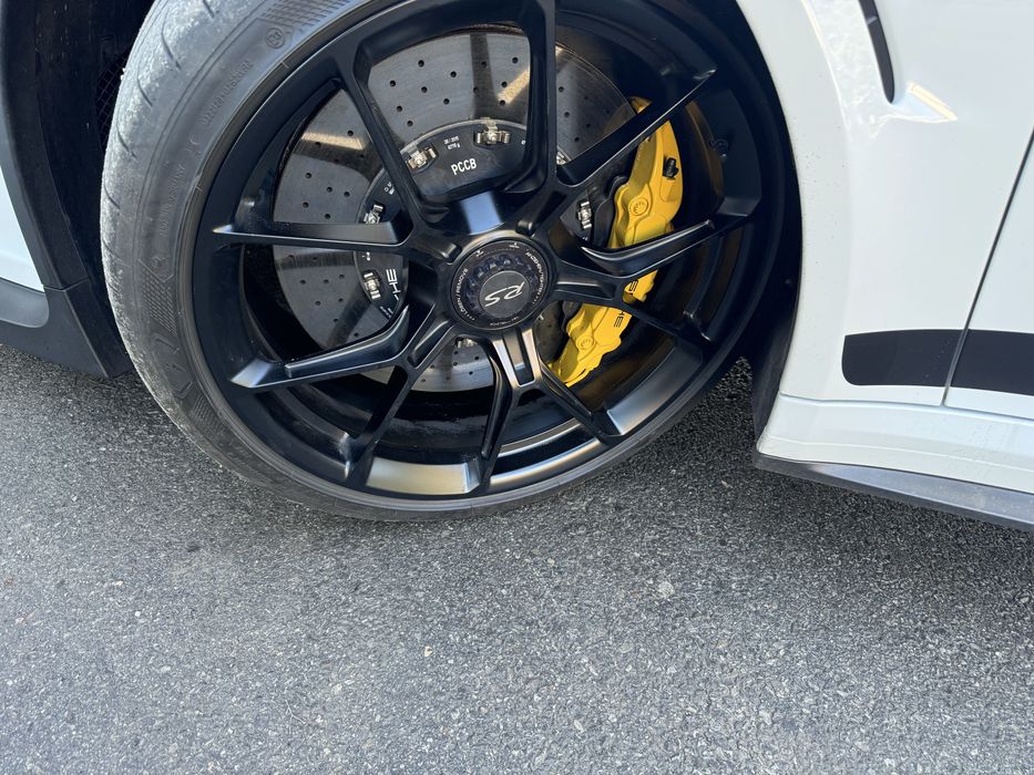 Porsche 911 gt3 touring 992