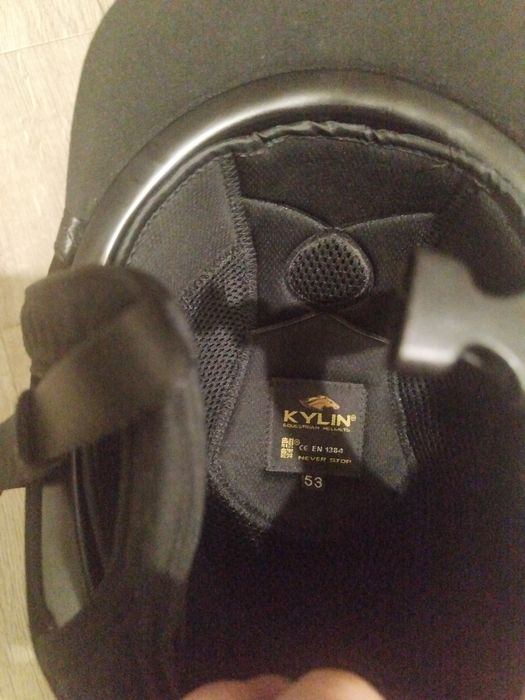 Kask jeździecki firmy kylin nr 53